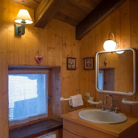 Mont Blanc Apartments Morgex Room photo